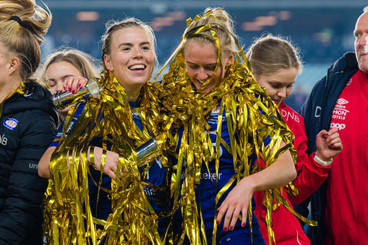 Ingibjörg Sigurdardottir and Rikke Marie Madsen of