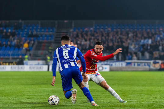 IFK Göteborgs Alexander Jallow och Degerfors Abdelrahman