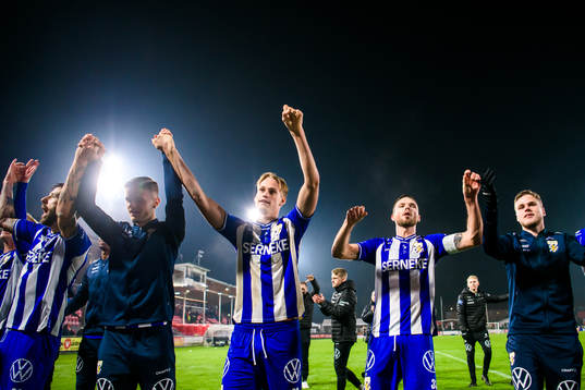 IFK Göteborgs Oscar Vilhelmsson och Marcus Berg jublar med