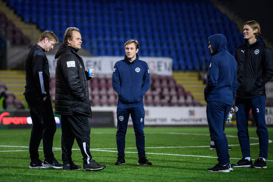 Värnamos tränare Jonas Thern, William Kenndal och Hugo