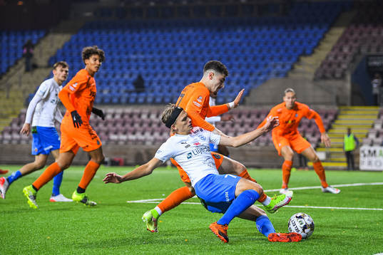 AFC Eskilstunas Ismet Lushaku och Värnamos Charlie