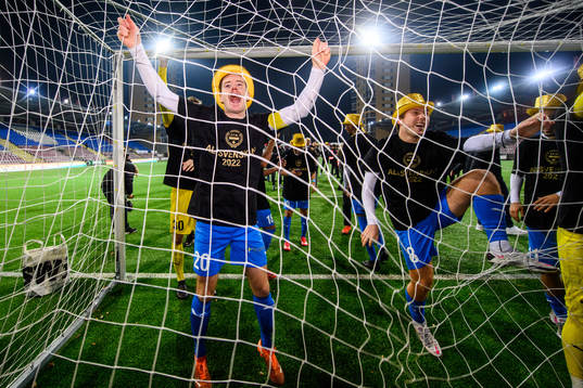 Värnamos Freddy Winsth jublar