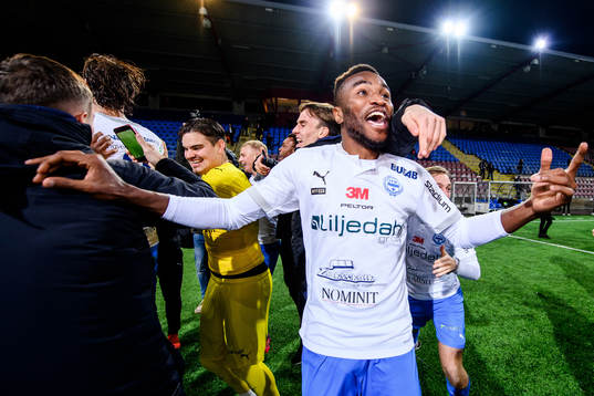 Värnamos Christian Moses jublar
