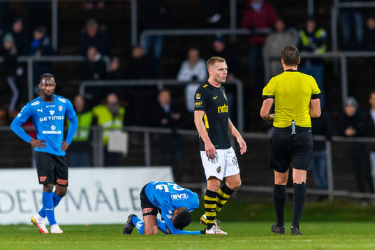s Sebastian Larsson