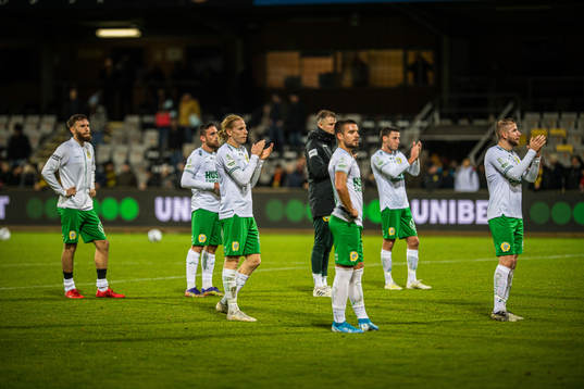 Hammarby deppar och tackar supportrarna