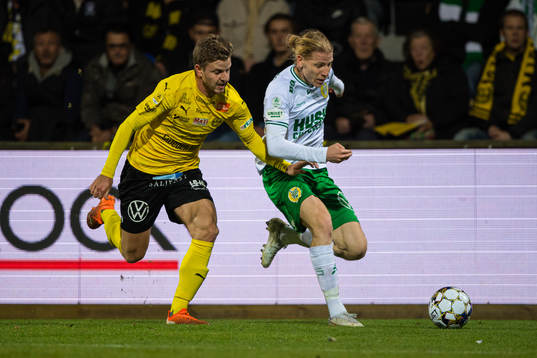 Mjällbys Joel Nilsson  och Hammarbys Gustav Ludwigson