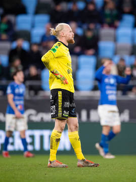 GAIS målvakt Mathias Karlsson deppar