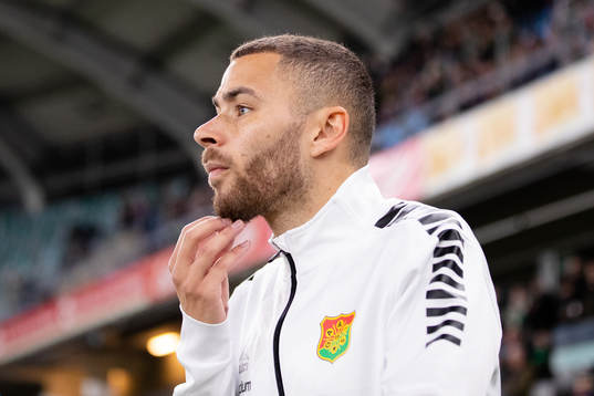 GAIS Malkolm Moenza innan fotbollsmatchen i Superettan