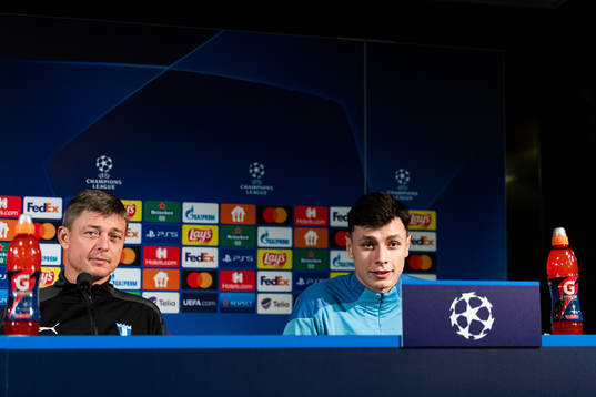 Jon Dahl Tomasson, head coach, and Anel Ahmedhodzic