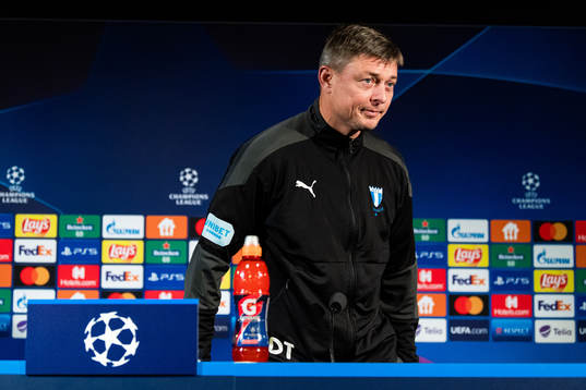 Jon Dahl Tomasson, head coach