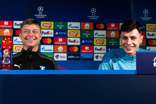 Jon Dahl Tomasson, head coach, and Anel Ahmedhodzic