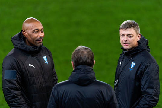 Jeffrey Aubynn, assistant coach, and Jon Dahl Tomasson,