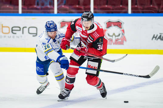 Leksands Patrik Norén och Malmö Redhawks Carl Söderberg