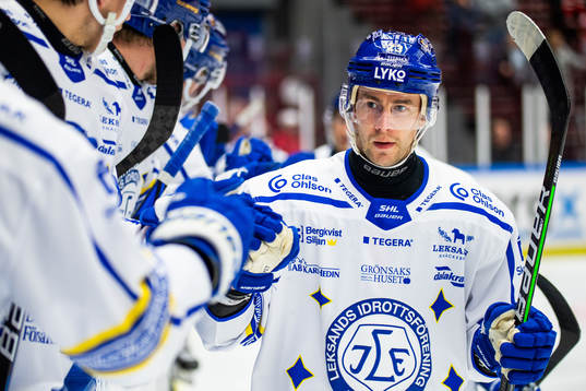 Leksands Mikael Ruohomaa jublar
