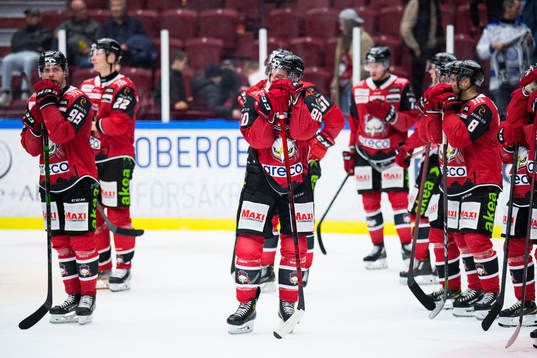 Malmö Redhawks Lance Bouma (m) deppar