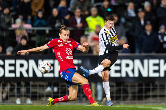 Östers Jesper Jonasson Westermark och Landskronas Kevin