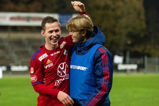 Östers Alex Thor Hauksson jublar