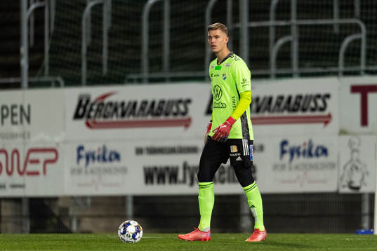 Östers målvakt Mathias Nilsson