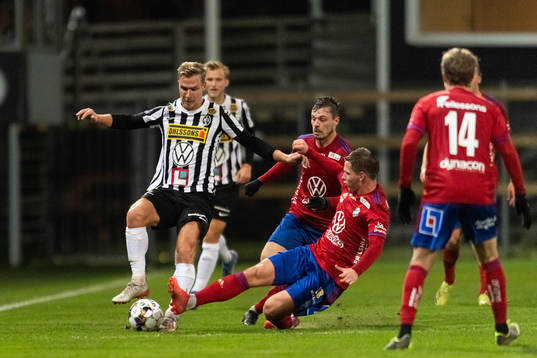 Landskronas Linus Olsson och Östers Alex Thor Hauksson