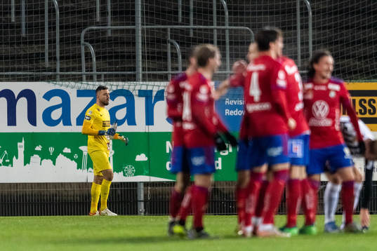 Landskronas målvakt Amr Kaddoura deppar