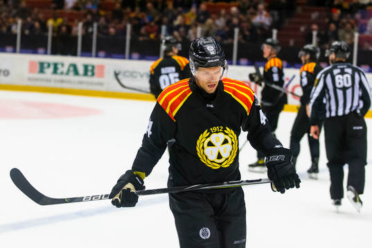 Brynäs Nicklas Danielsson deppar