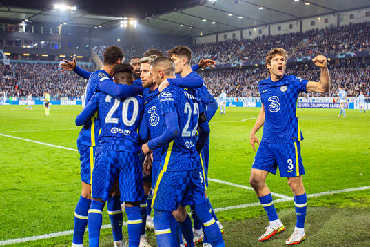 Hakim Ziyech of Chelsea celebrates scoring 0-1