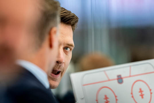 Växjös tränare Sam Hallam