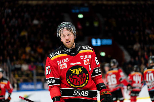 Luleås Linus Omark deppar