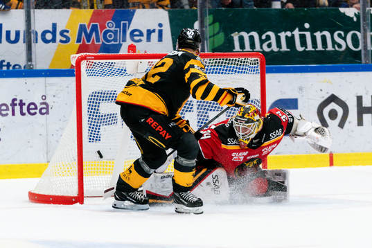 Skellefteås Jonathan Johnsson gör 4-2