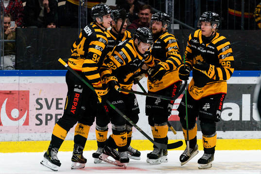 Skellefteås Jonathan Johnsson gör 4-2