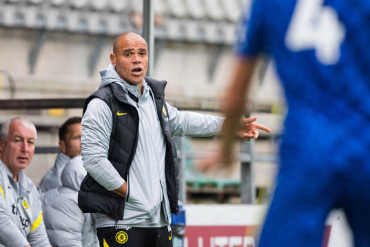 Andy Myers, head coach of Chelsea