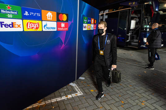 Oscar Lewicki of Malmö FF, arrives at the arena