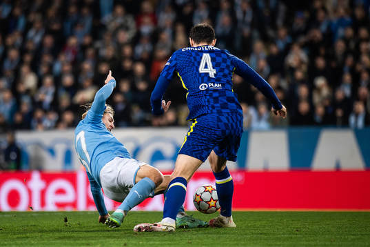 Sebastian Nanasi of Malmö FF and Andreas Christensen of