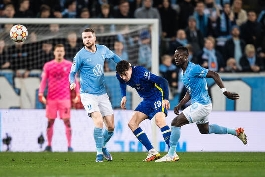Lasse Nielsen and Bonke Innocent of Malmö FF against Kai