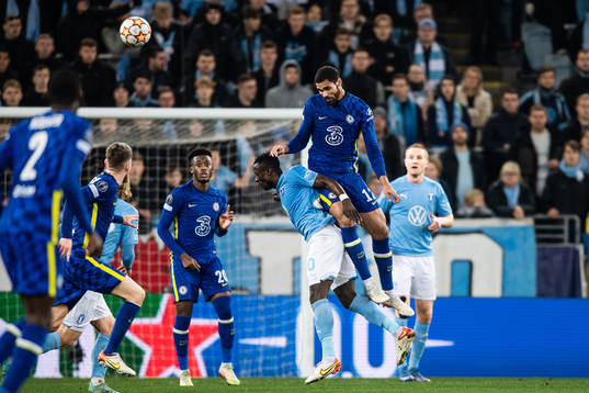 Ruben Loftus Cheek of Chelsea and Bonke Innocent of Malmö