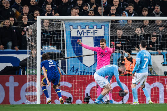 goalkeeper Johan Dahlin of Malmö FF celebrates