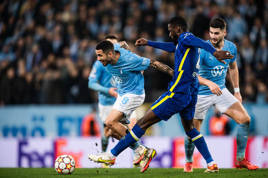 Sergio Pena and Antonio Colak of Malmö FF against Ruben