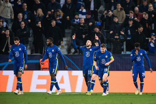 Hakim Ziyech of Chelsea celebrates