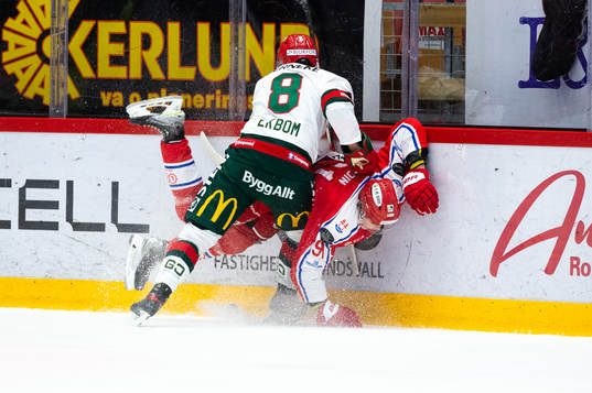 Frölundas Viktor Ekbom och Timrås Viktor Lodin