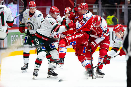Frölundas Jens Olsson och Timrås Sebastian Hartmann