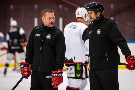 Tränare Joakim Fagervall och assisterande tränare Tomas