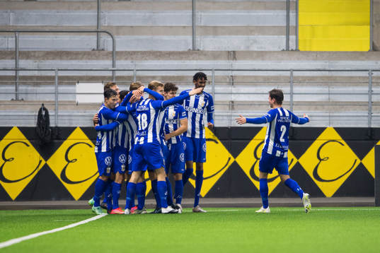 IFK Göteborgs spelare jublar