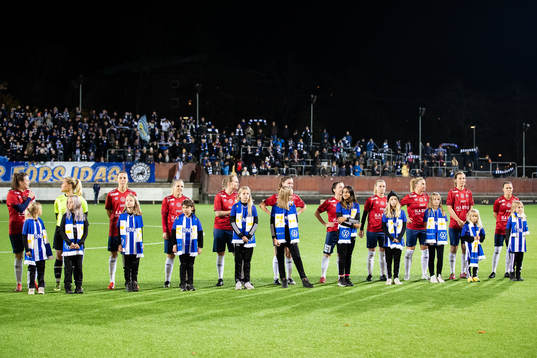 Örgryte på line up innan  kvalmatchen till div 2 i