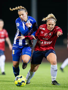 IFK Göteborgs Filippa Hopkins och Örgrytes Elin Hemdal