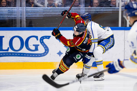 Djurgårdens Rhett Rakhshani och Leksands Nils Åman