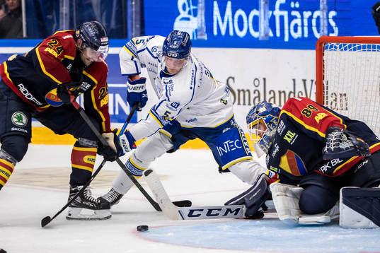 Leksands Calle Själin och Djurgårdens målvakt Niklas