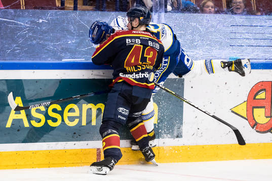 Djurgårdens Tom Nilsson och Leksands Max Veronneau