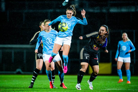 Malmö FFs Saga Fredriksson mot Dalby/Genarps Stephanie