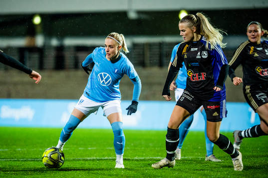 Malmö FFs Melina Skarström mot Dalby/Genarps Sara Gemback