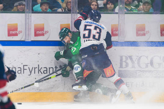 Färjestads Pontus Widerström och Linköpings Eddie Larsson